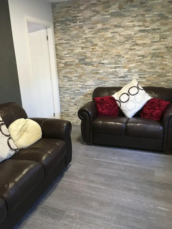 Treetops Apartment 3