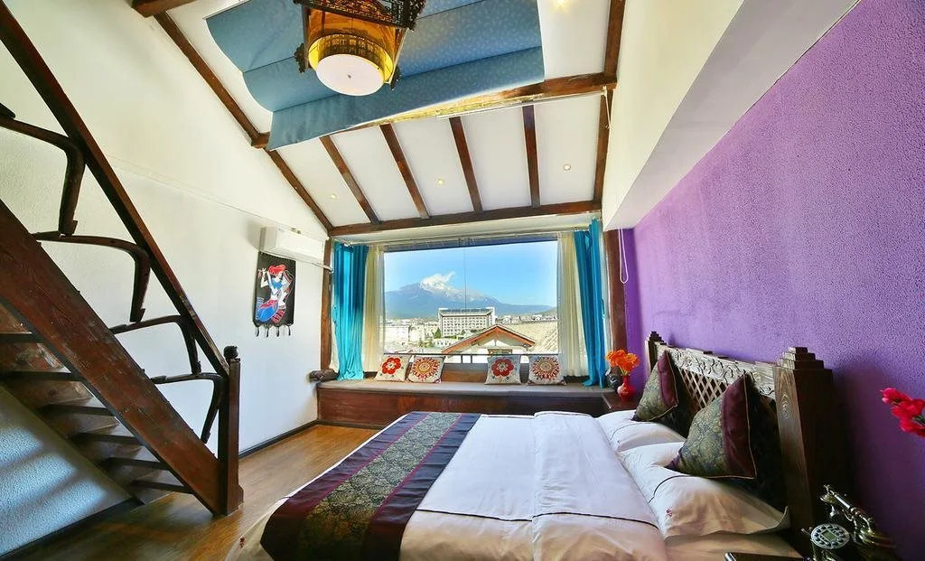 Huashen Hotel