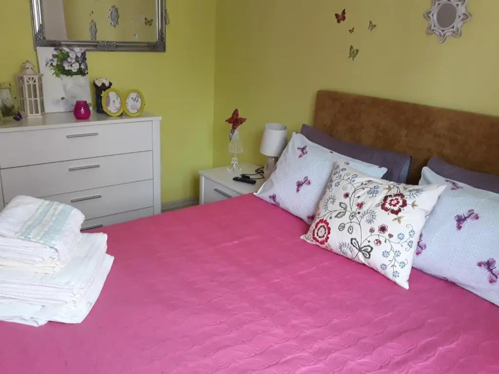 Sweet Butterflies Residence