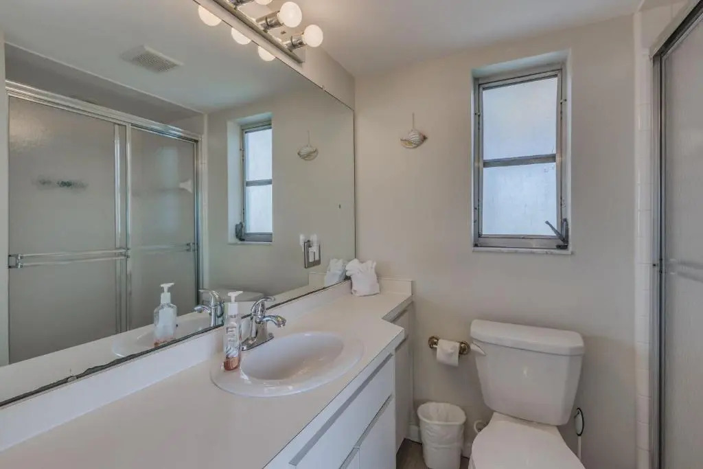Five Palms Suite 105 - Daily - Weekly - Monthly