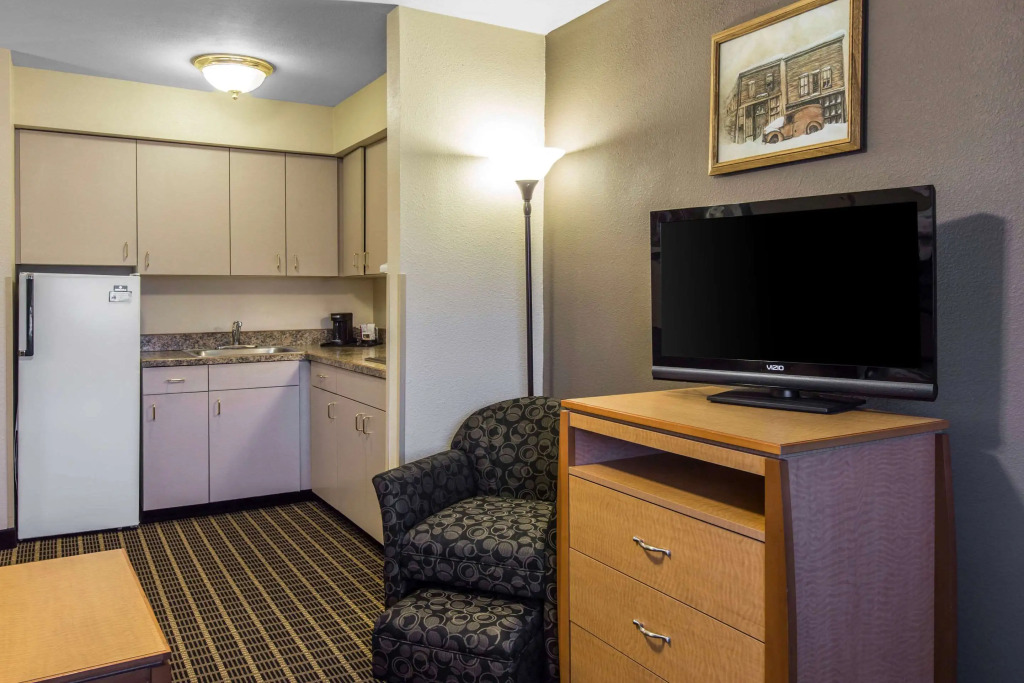 Quality Inn and Suites Silverthorne - Copper Mountain
