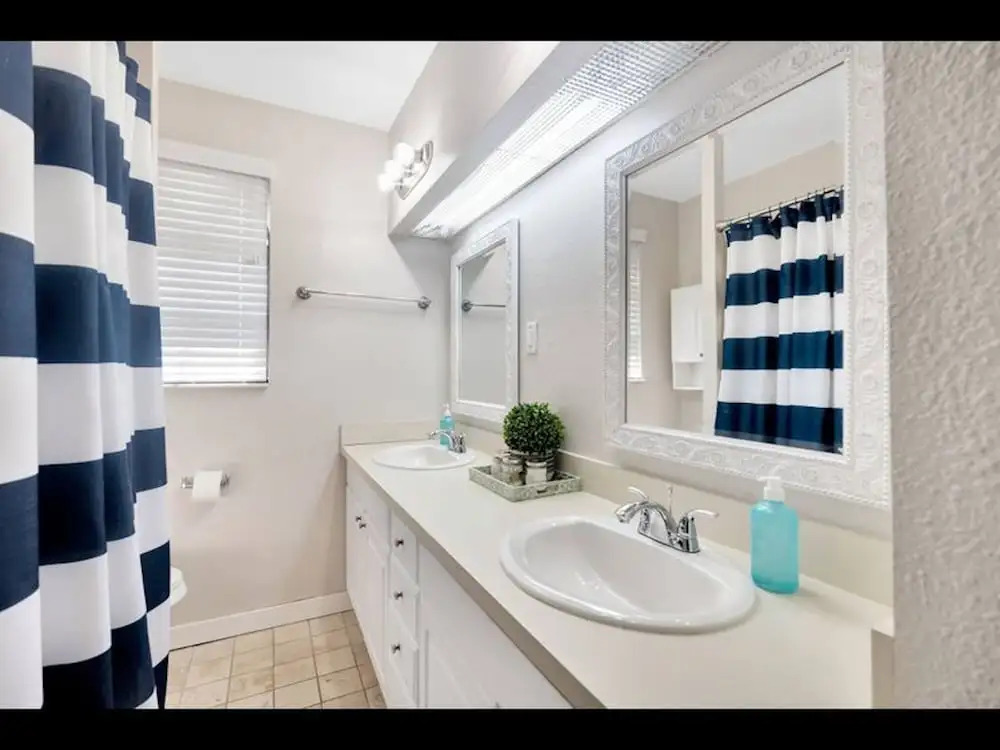 Huge 8BR wHTD Pool Ensuites Games Near Beach