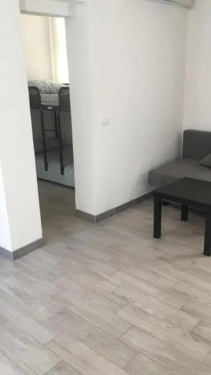 - A casa tua - House
