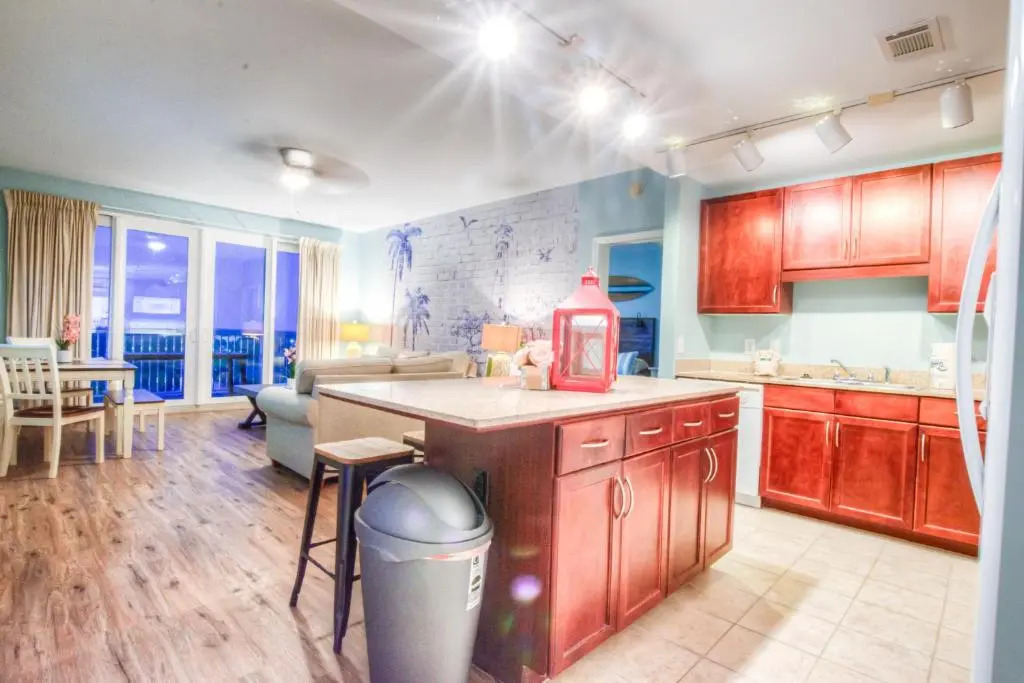 Laketown Wharf 1238 - Brand New End Unit With Wrap Around Balcony