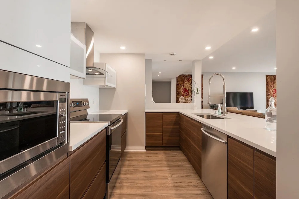 Modern Luxury Furnished, Surrounding St-Lawrence River View, Tranquil