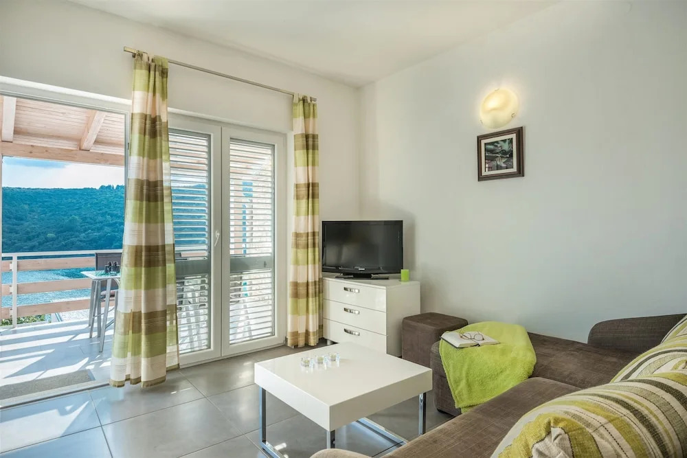House Dubravka