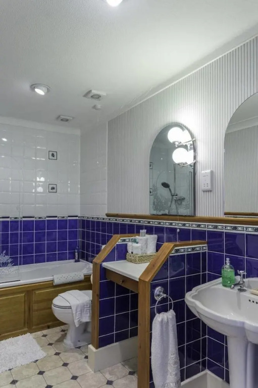 Lyme Bay House