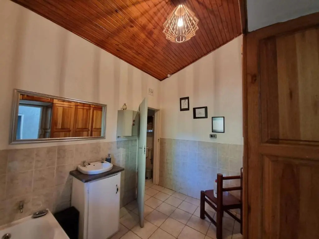 Abaloo Apartment #1