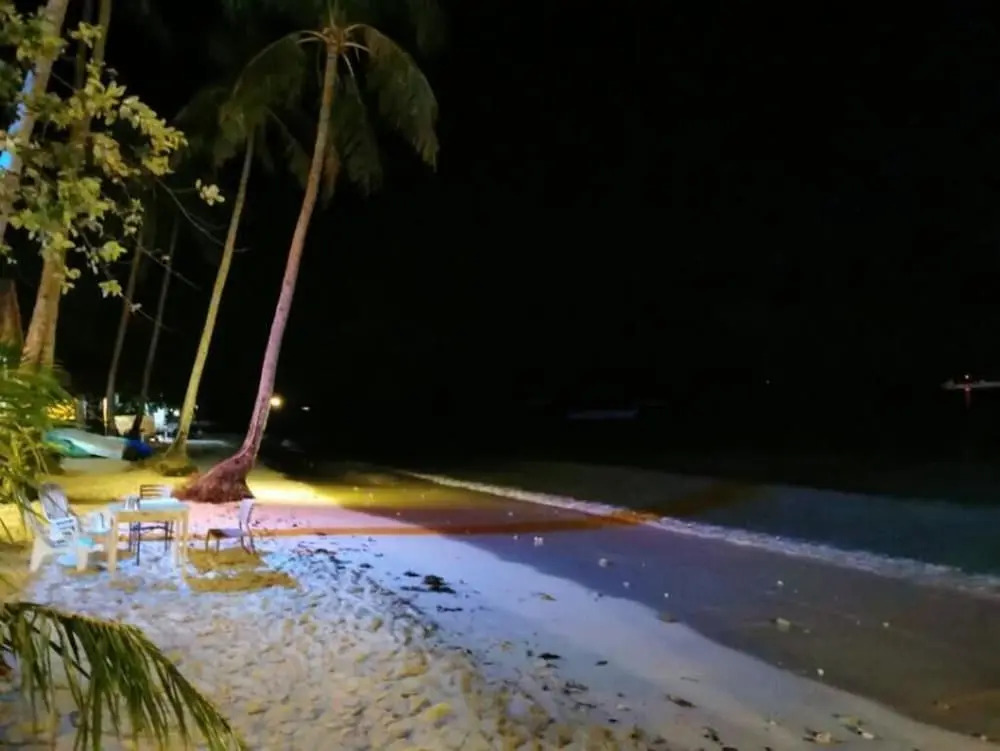 Beach Huts El Nido