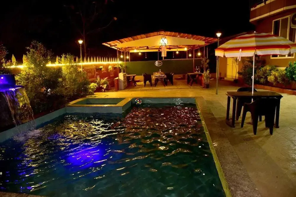 Seasons The Resort