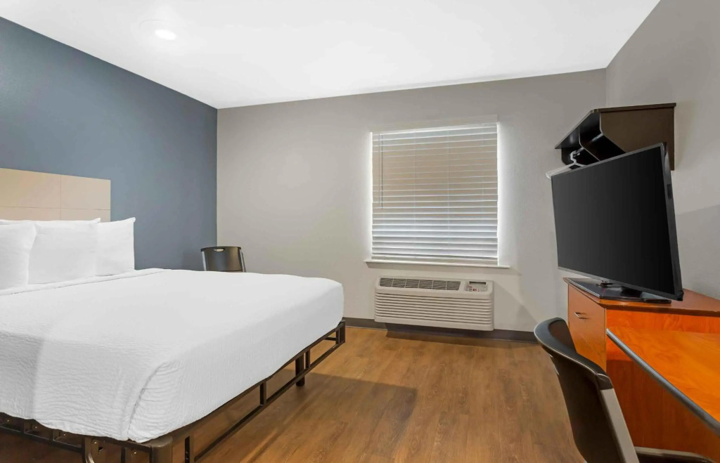 Studio 6 Extended Stay Fort Myers FL