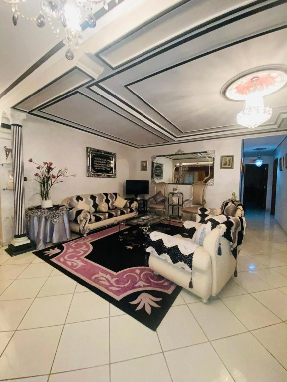 cozy and traditional apartment near the sea wifi!!