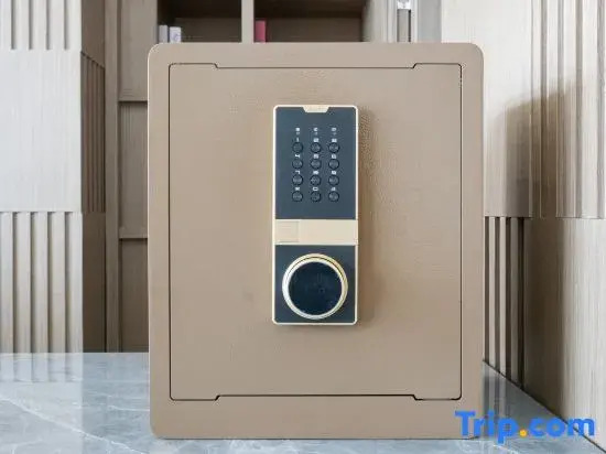 Qiyueli·Puyu Hotel (Yibin University Town Intelligent Terminal Industrial Park Store)