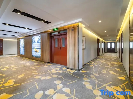 Zhengzhou University Institute of Technology Hotel
