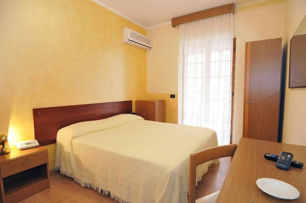 Hotel Apeneste