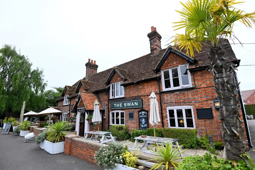 Swan, Thatcham by Marston’s Inns