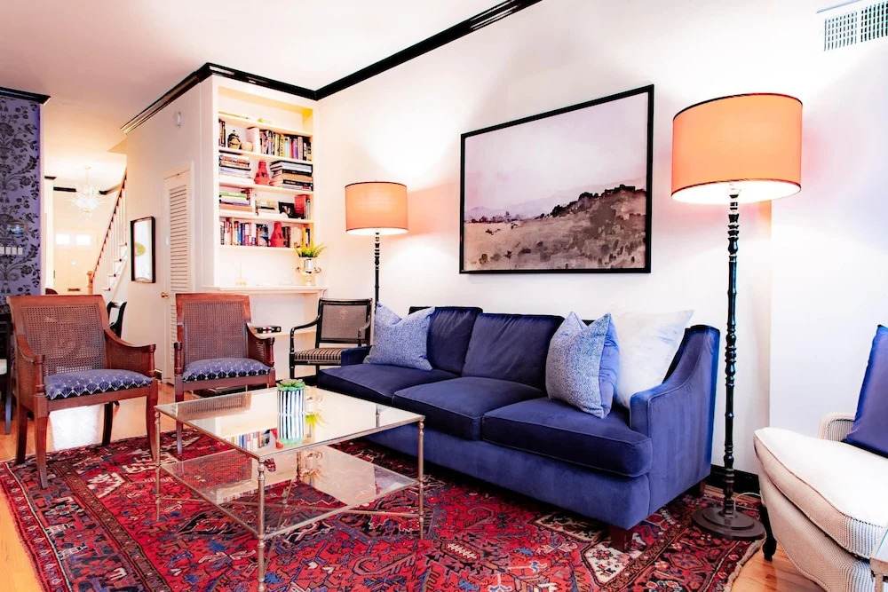 Heart Of Capitol Hill Row House Luxury & Location