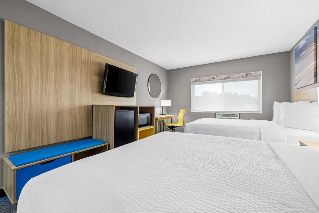 Days Inn by Wyndham La Crosse