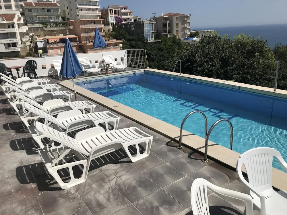 Rozana Rooms