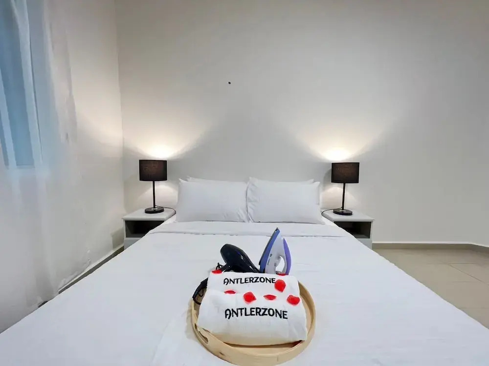 Tiara Desaru Residence Private Beach Bandar Penawar by Ucome Homestay