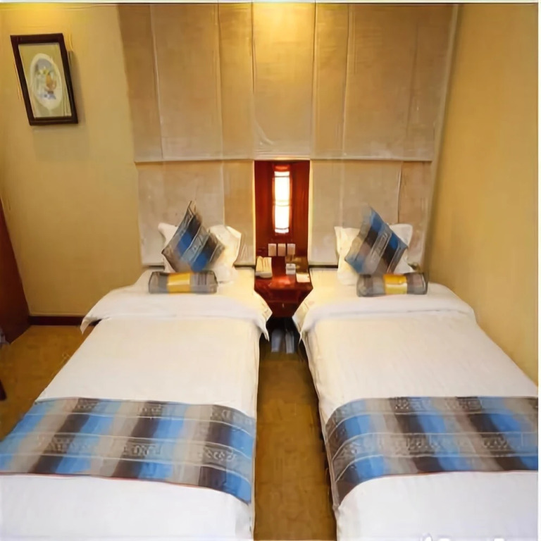 Guandong Business Hotel