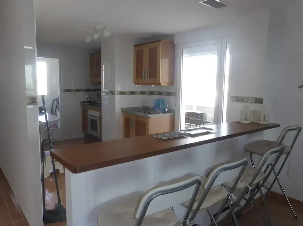 3bed Penthouse Apt With Private Terrace & Balcony