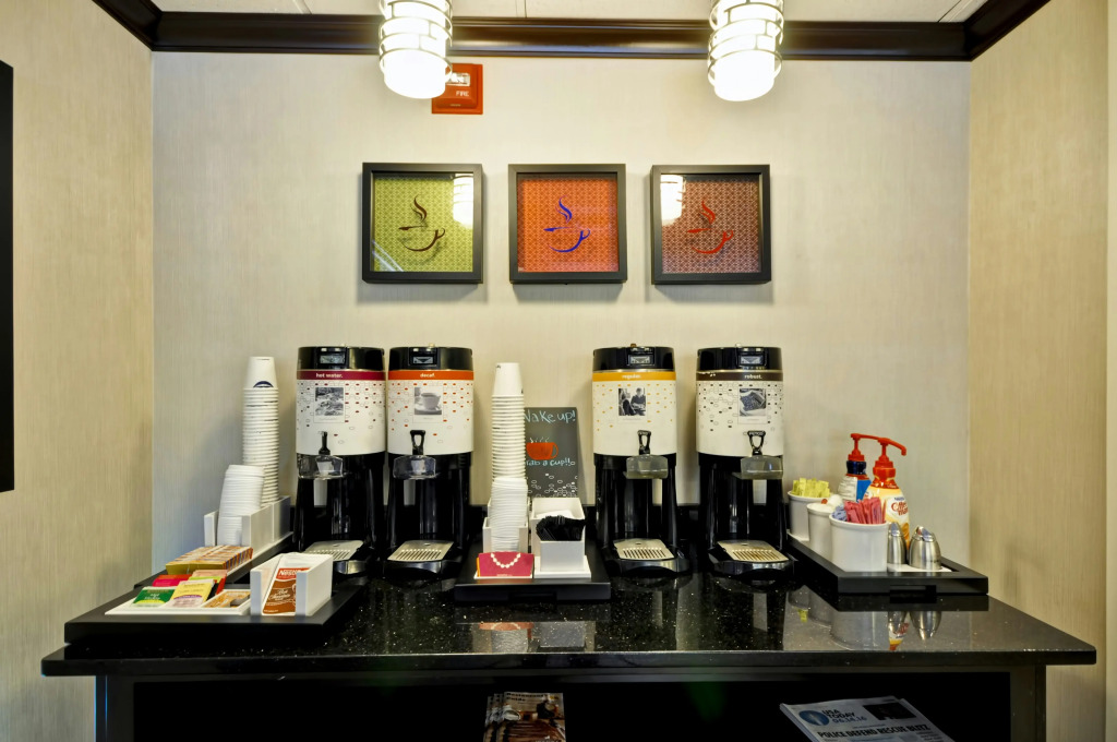 Hampton Inn Overland Park