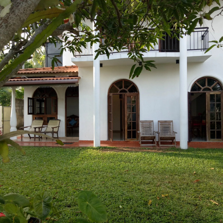 White Villa Unawatuna - Casa Dolce