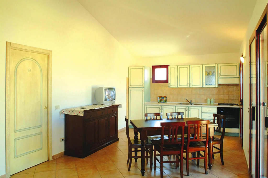 Apartment in Monte Petrosu with terrace