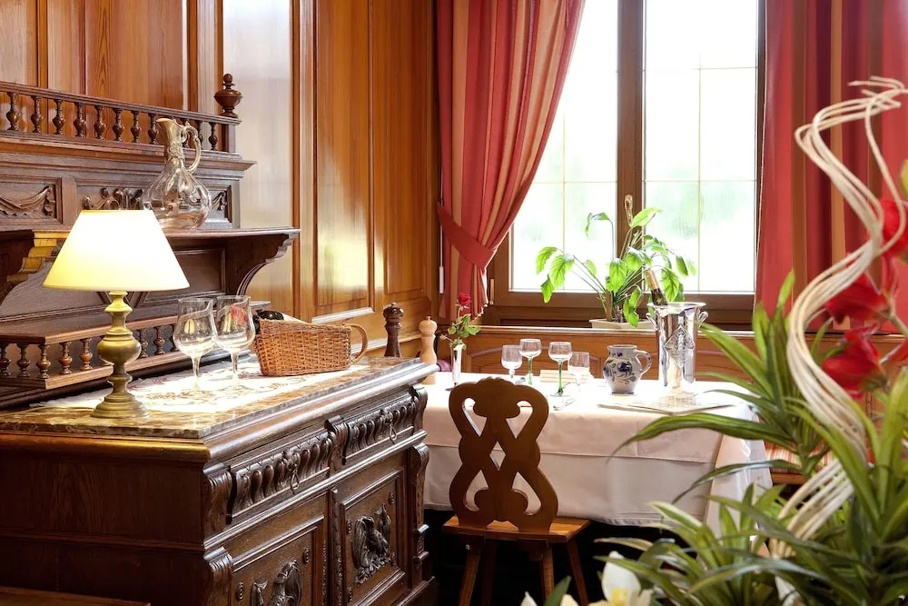 Logis Hotel-Restaurant De La Poste