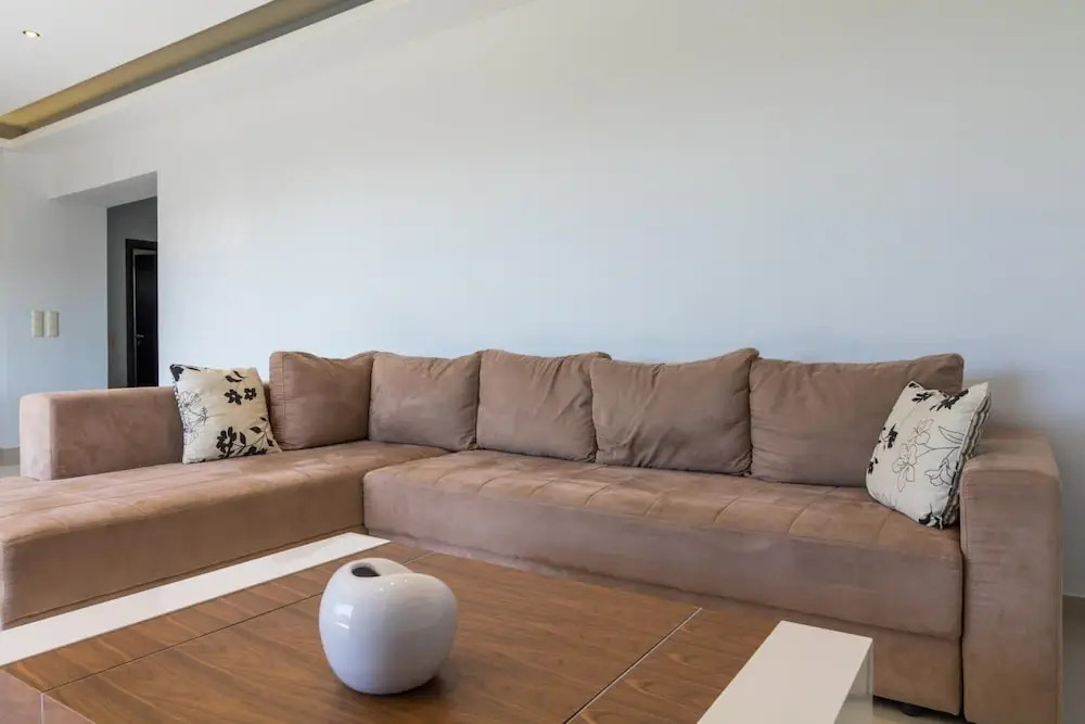Amazing 2 Bdrm Sea View Holiday Apt