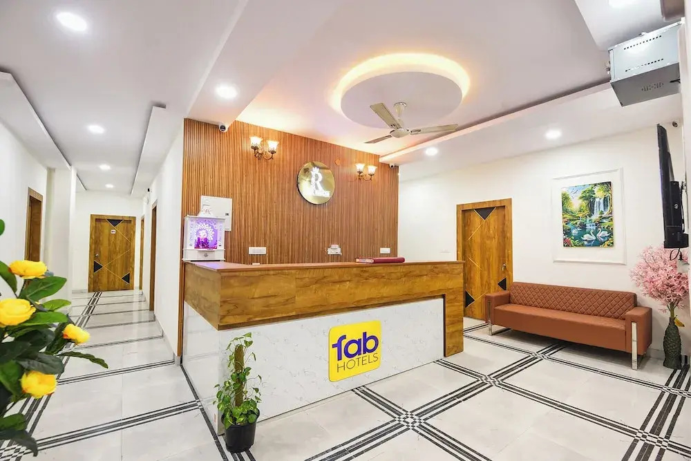 Fabhotel Rubicon