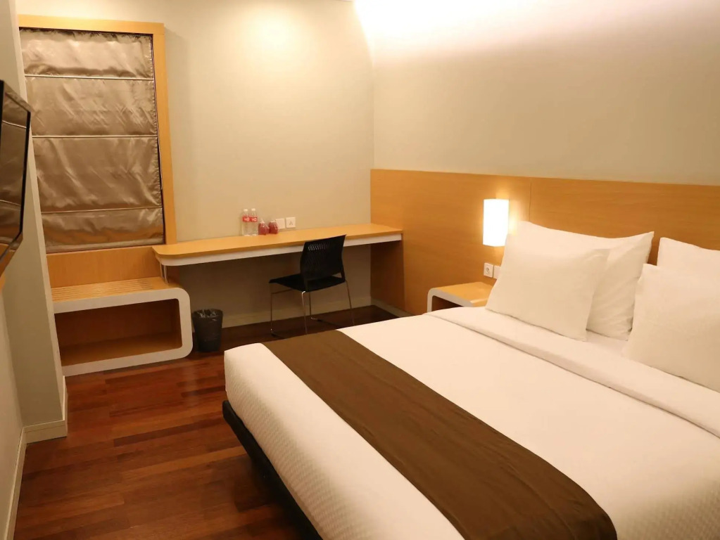 Kuta Majesty Hotel By Urban Styles