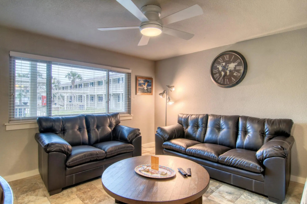 Courtyard #119 in Port Aransas