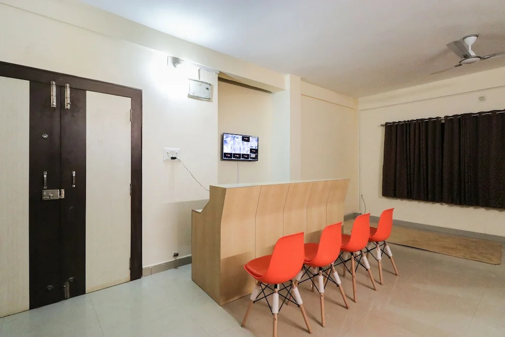 Oyo 43835 Imperial Stays