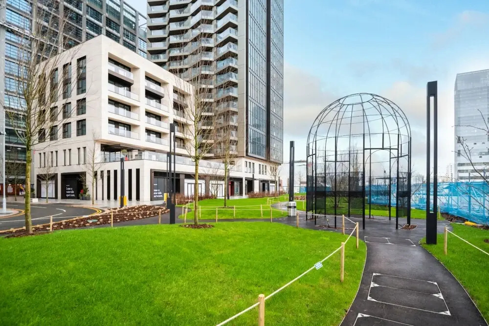 Fabulous One Bedroom Apartment in Exclusive Canary Wharf