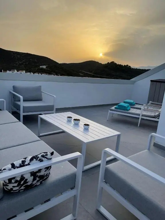 The View Luxury Vacation Penthouse 1