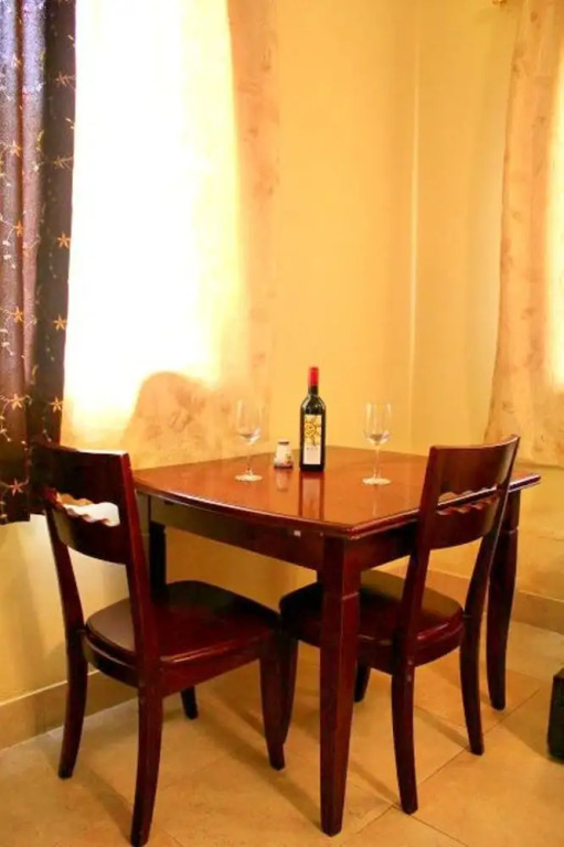 BluO 3BHK Golf course road with Balcony and Lift