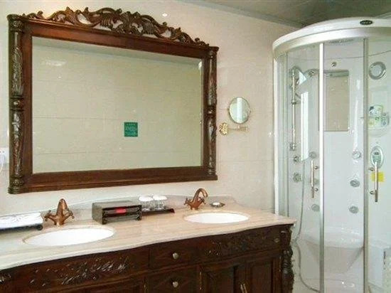 Yuhong International Hotel