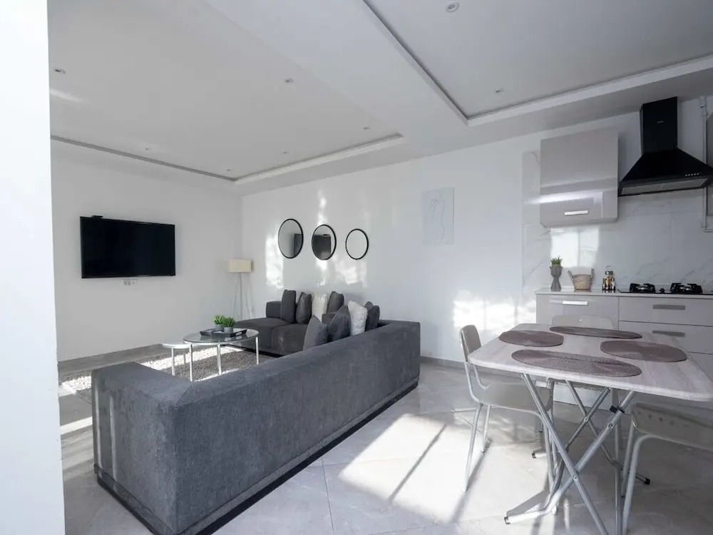 Luxurious Villa in La Marsa Elegance Comfort Ideal Location
