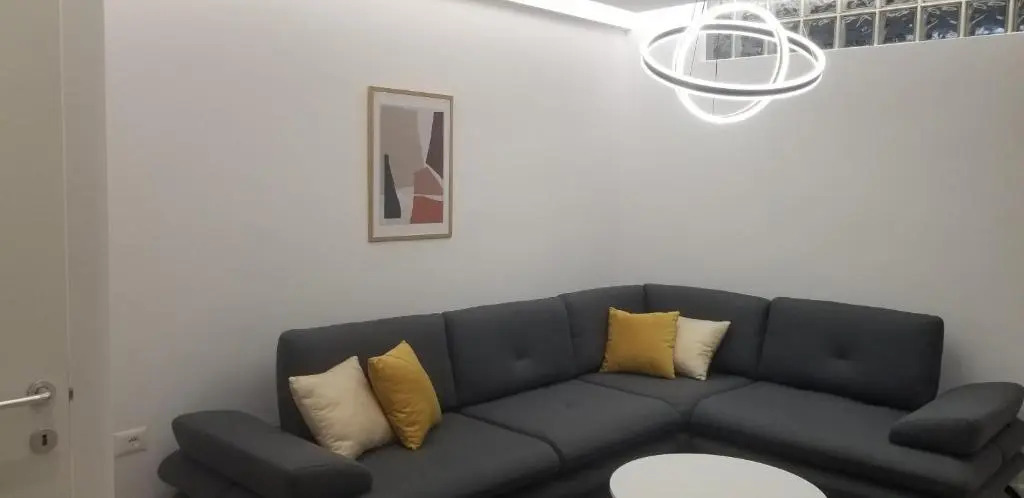 2A White Rose Apartment