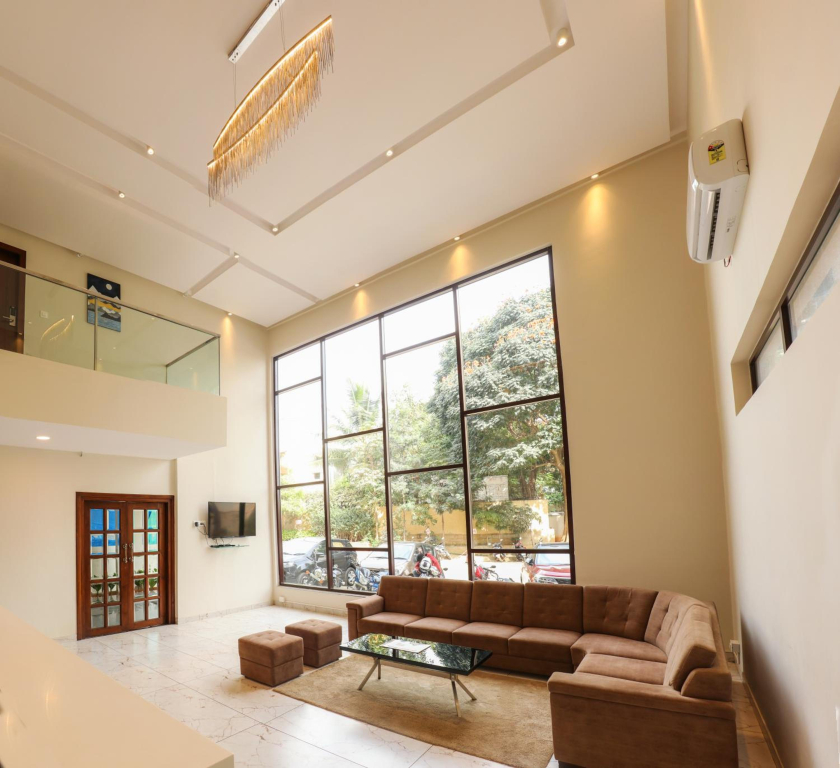 YC Grand Mystic Premier, Electronic City