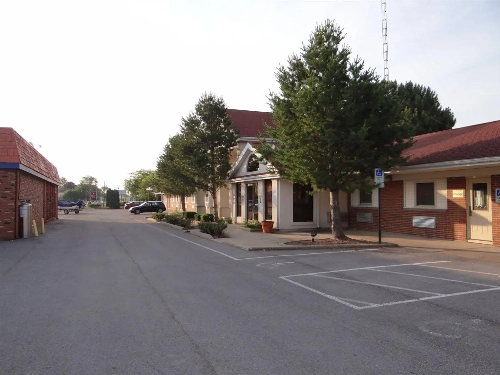 Bellevue Hotel and Suites
