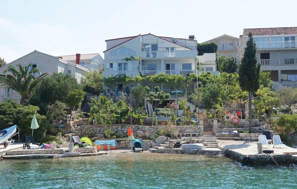 Nice Home in Lumbarda With Wifi and 3 Bedrooms