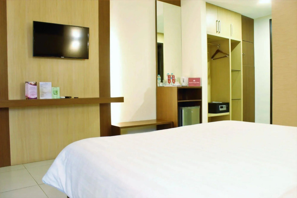 ZEN Rooms Cideng Timur Raya
