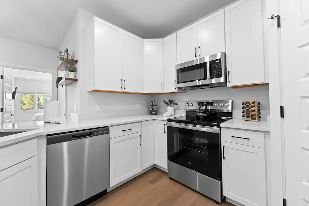 Brightwood #108, Building 2