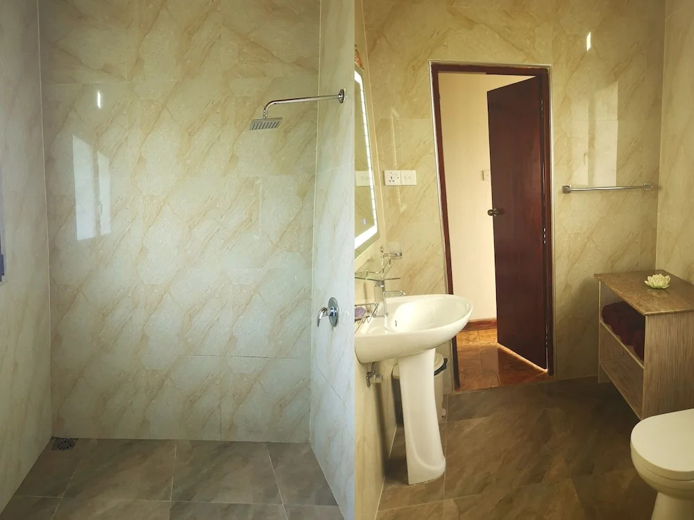 Tropical Beach House Hikkaduwa