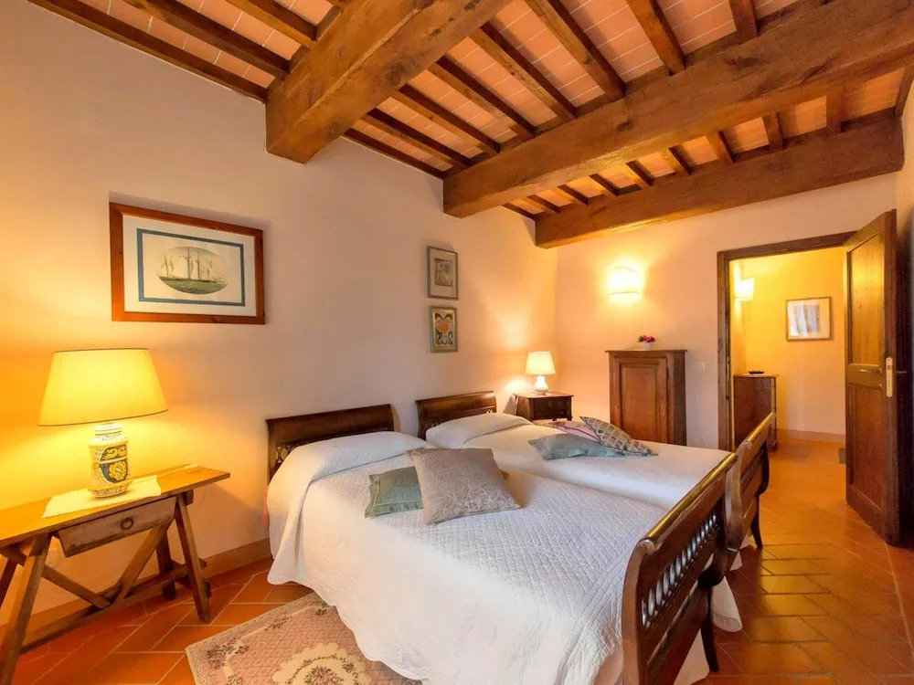Holiday Home in Tuscany With Pool & BBQ
