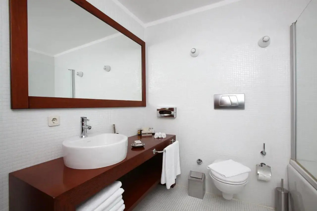 No81 Hotel