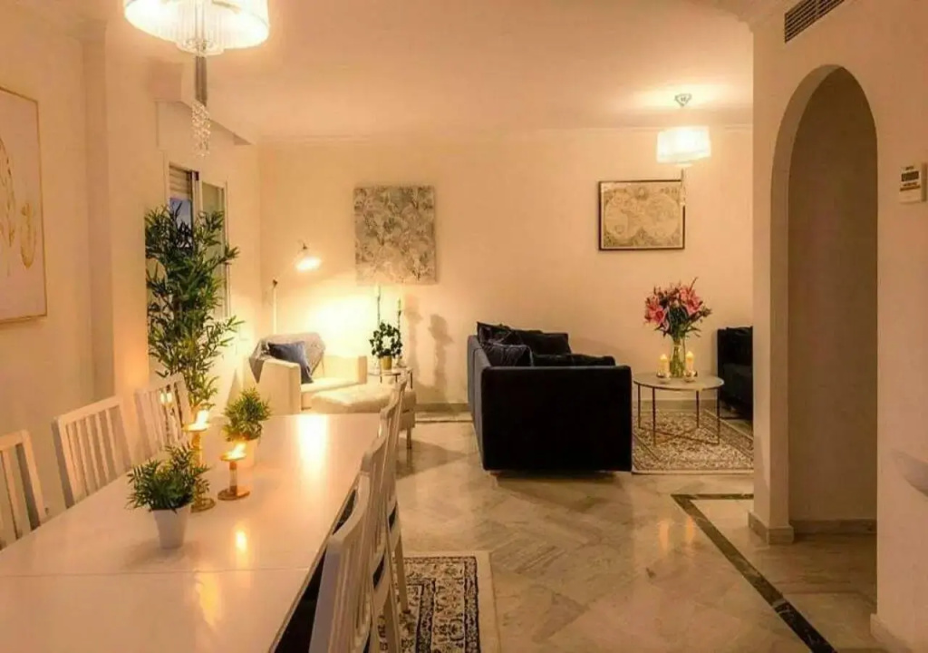 ✰ Luxurious 5 Bedroom PENTHOUSE. Sea Views. Hot Tub. BBQ. Golden Mile